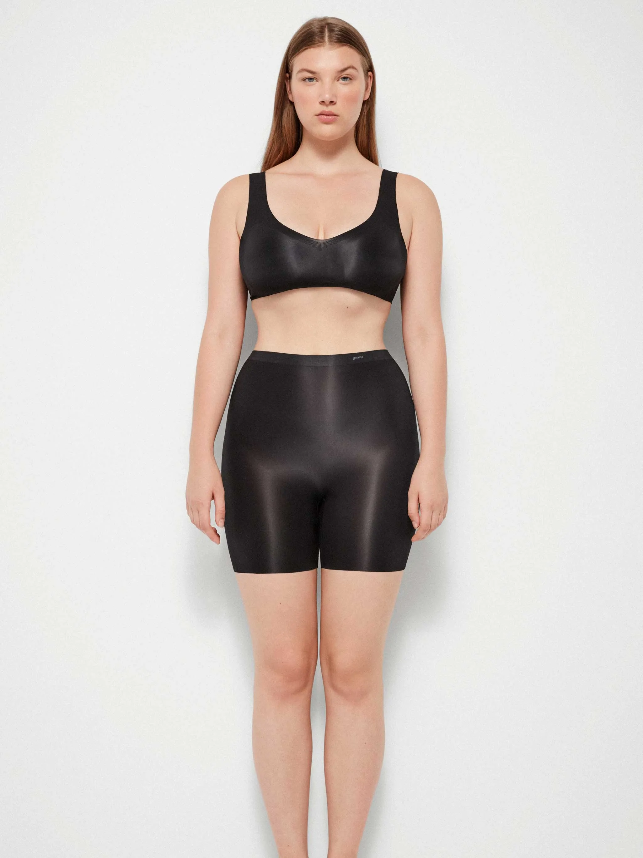 Culotte antifricção com acabamentos termofusionados e cortados a laser