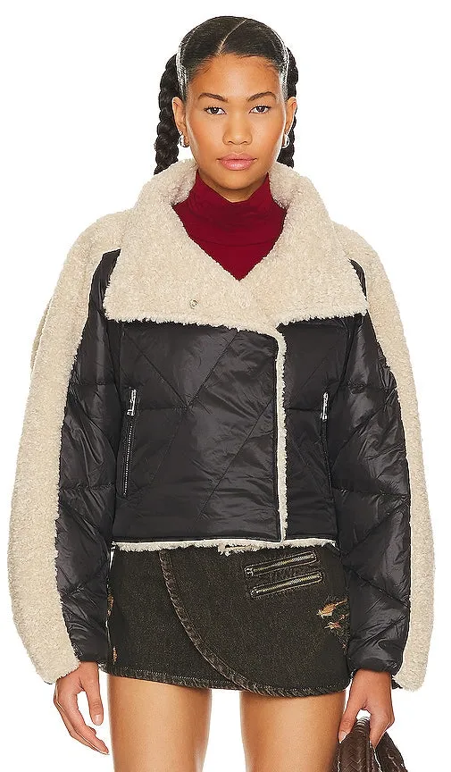 LAMARQUE Sharon Puffer Jacket in Black