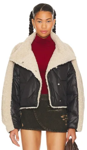 LAMARQUE Sharon Puffer Jacket in Black