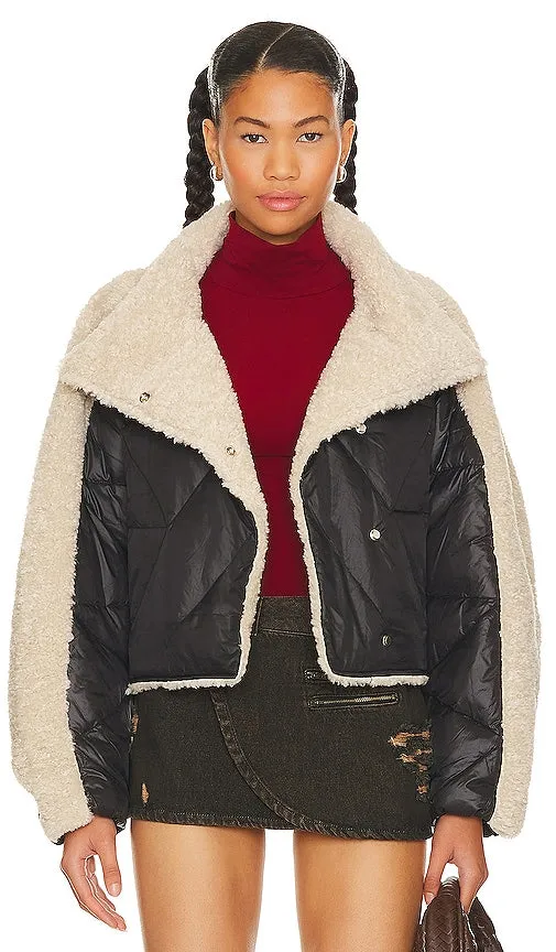 LAMARQUE Sharon Puffer Jacket in Black