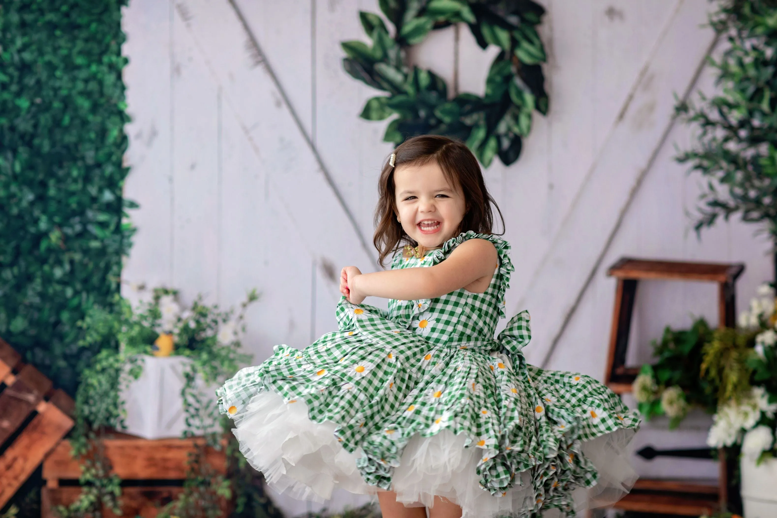 "Blooming Spring in Green" Vintage Petal Ruffles (4 Year-Petite 5 Year)