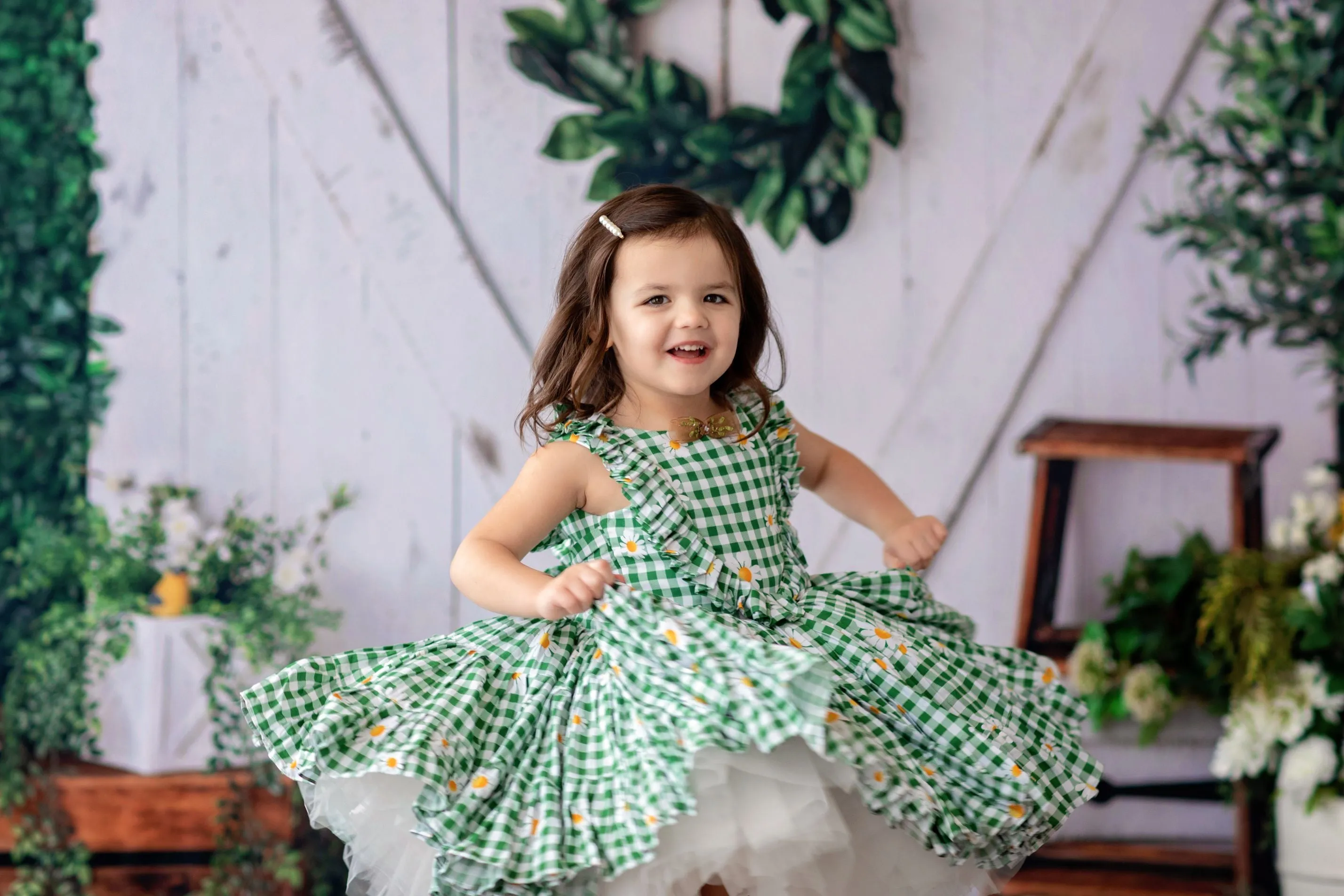 "Blooming Spring in Green" Vintage Petal Ruffles (4 Year-Petite 5 Year)