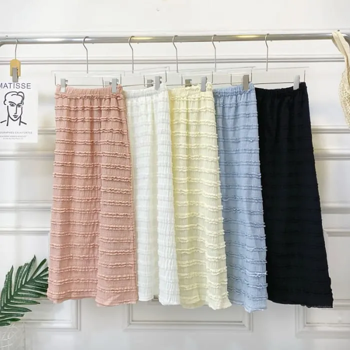 Set: Tie Shoulder Plain Frill Camisole Top   Elastic Waist Maxi A-Line Skirt