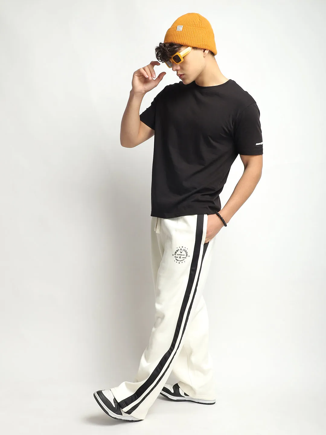 Stratford Off-White Cotton Loose Straight-Fit Sweatpants