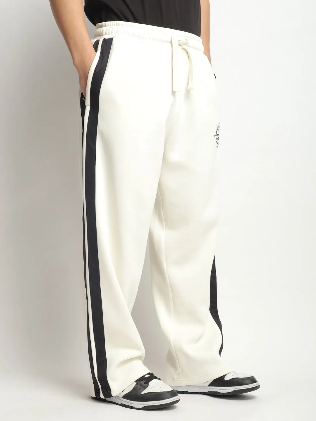 Stratford Off-White Cotton Loose Straight-Fit Sweatpants
