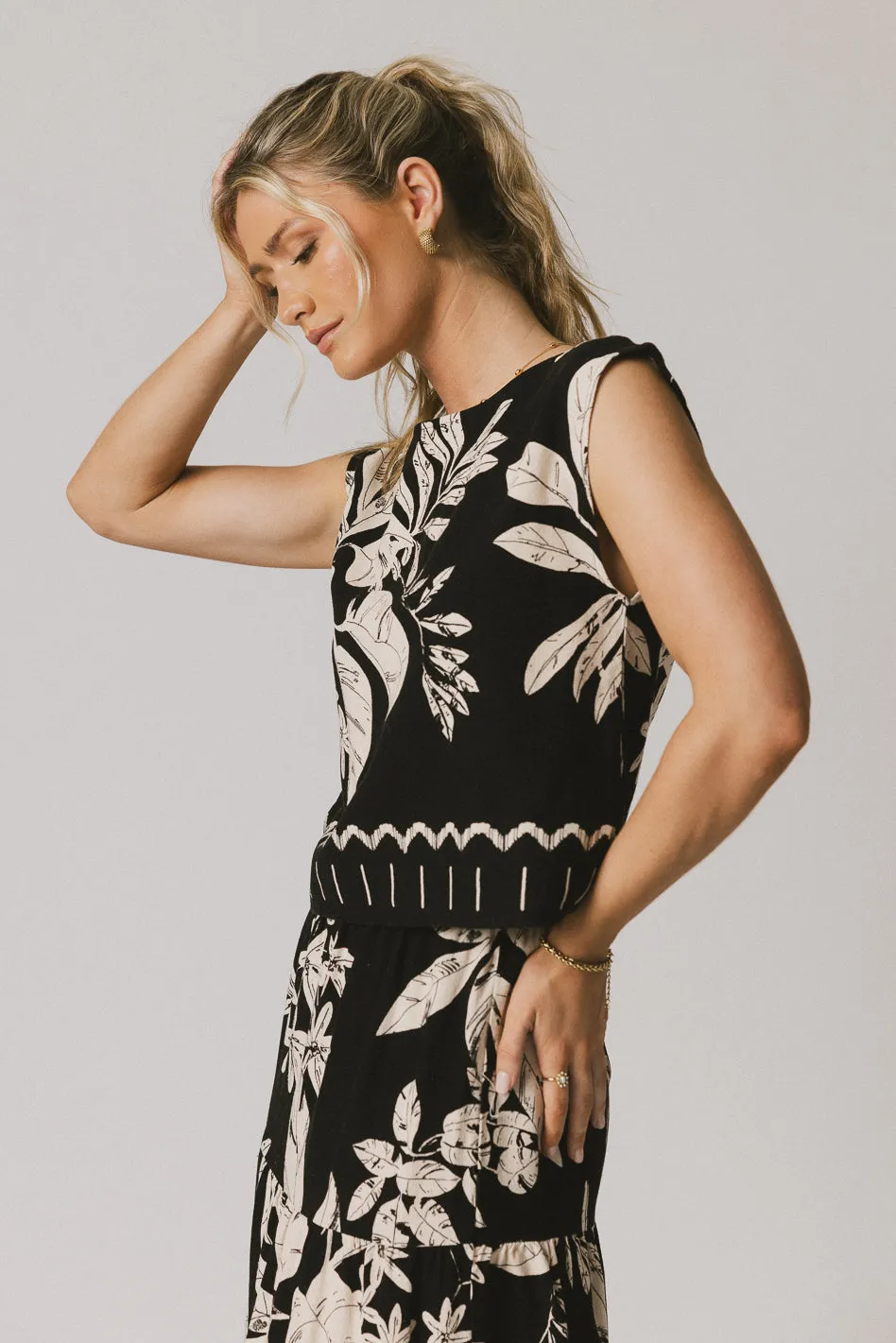 Tikki Abstract Top